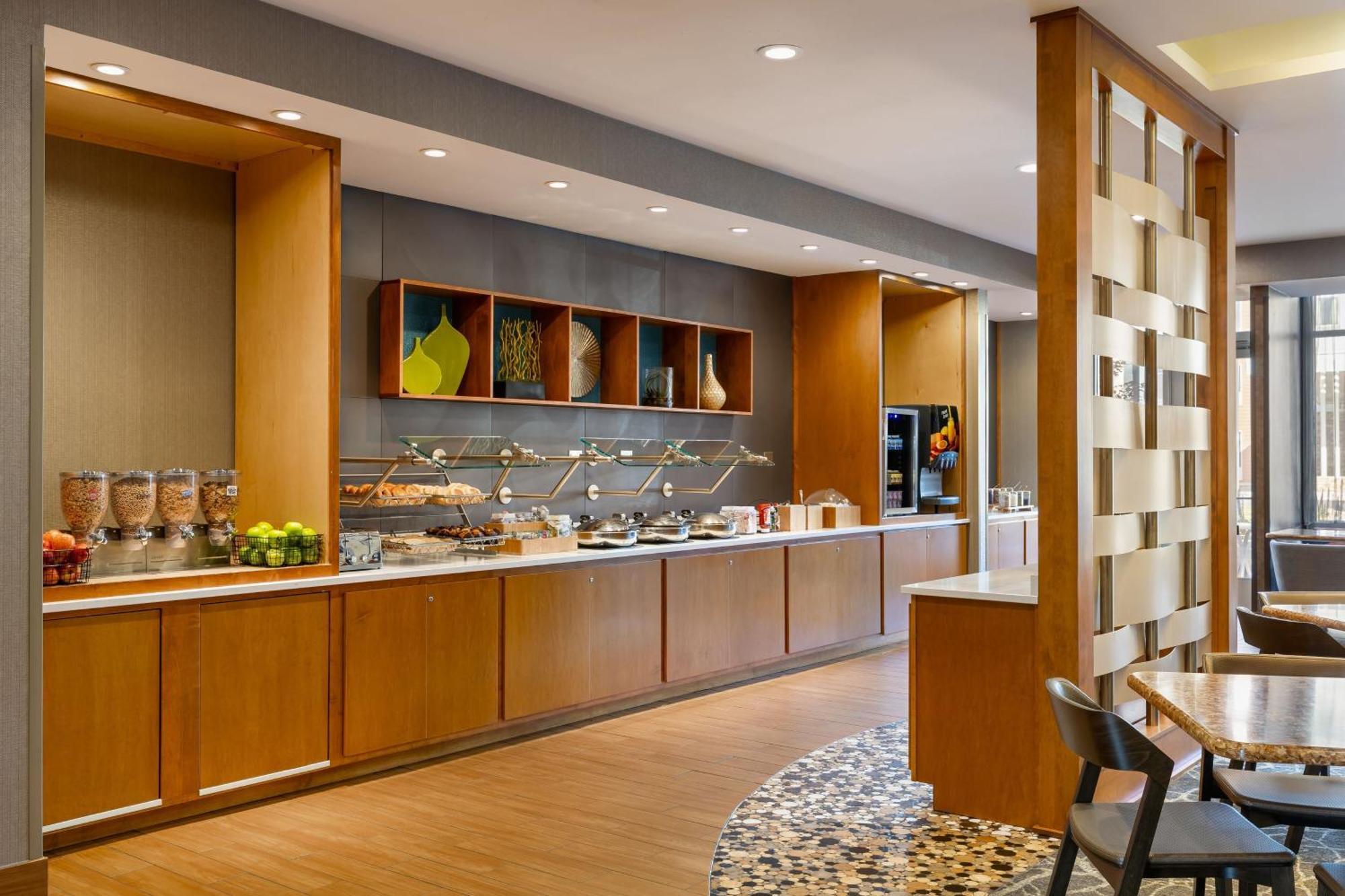 Springhill By Marriott Wisconsin Dells Lake Delton